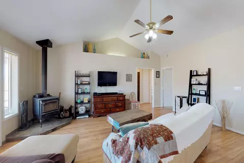 49755 Three Points Rd, Lancaster, CA 93536 photo 14