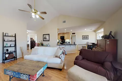 49755 Three Points Rd, Lancaster, CA 93536 photo 15