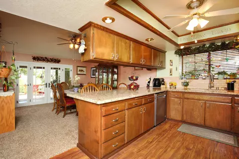 16221 Burning Tree Dr, Llano, CA 93544 photo 14