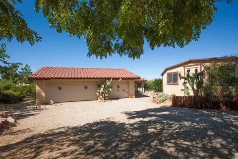 16221 Burning Tree Dr, Llano, CA 93544 photo 9