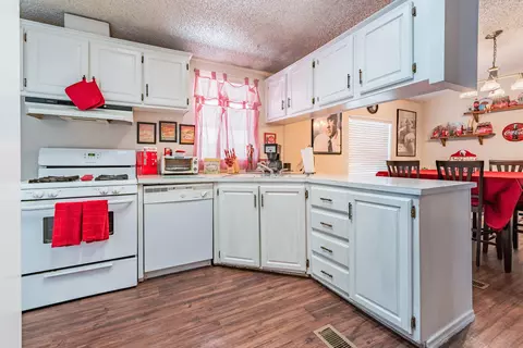 45465 E 25th St N #169, Lancaster, CA 93535 photo 6