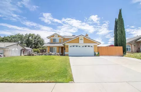 814 Elm St, Tehachapi, CA 93561 photo 1