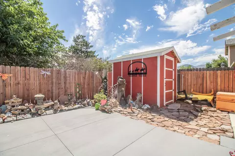 814 Elm St, Tehachapi, CA 93561 photo 36