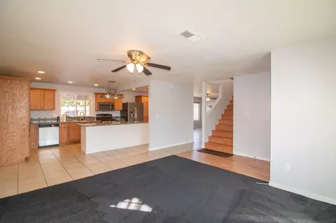 814 Elm St, Tehachapi, CA 93561 photo 11