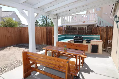 36465 Blacksmith Dr, Palmdale, CA 93550 photo 17