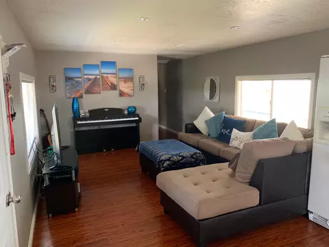 43850 20th St E #79, Lancaster, CA 93535 photo 4