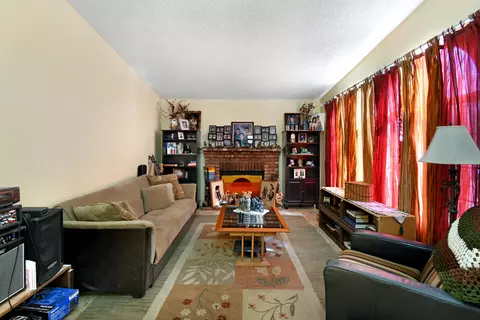 43839 Fallon Ave, Lancaster, CA 93535 photo 3