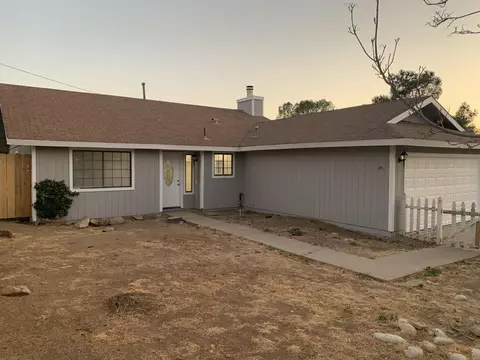 20410 Bell Ct, Tehachapi, CA 93561 photo 1