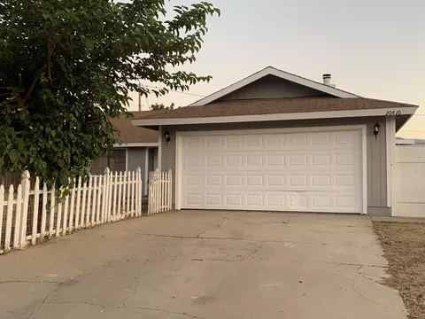 20410 Bell Ct, Tehachapi, CA 93561 photo 2