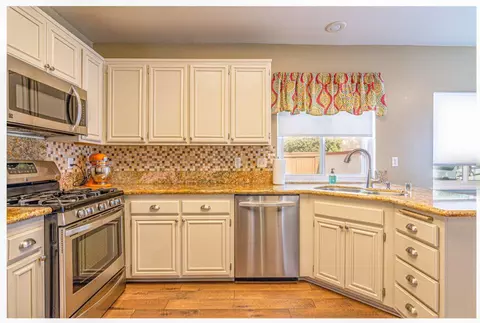 42429 Butterscotch Ln, Lancaster, CA 93536 photo 11