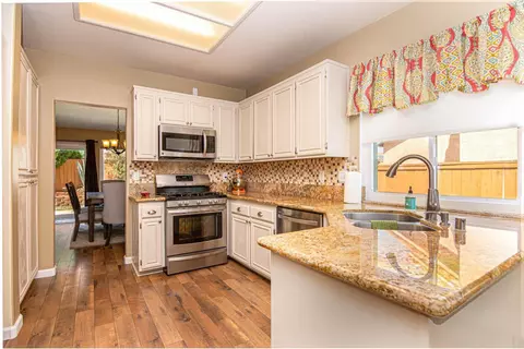 42429 Butterscotch Ln, Lancaster, CA 93536 photo 10