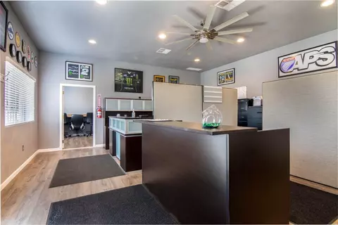 1863 State Highway 58, Mojave, CA 93501 photo 6