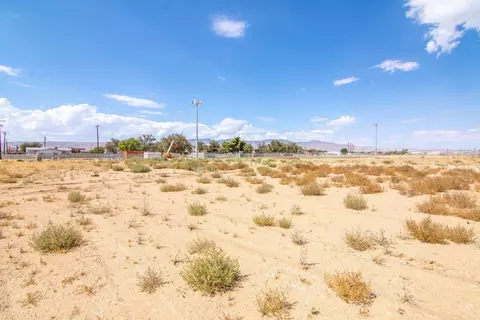 1863 State Highway 58, Mojave, CA 93501 photo 17