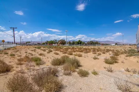 1863 State Highway 58, Mojave, CA 93501 photo 16