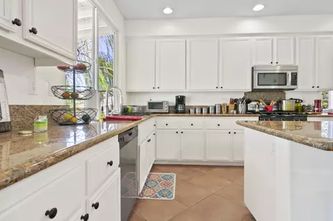 3601 Falls Ct, Palmdale, CA 93551 photo 11