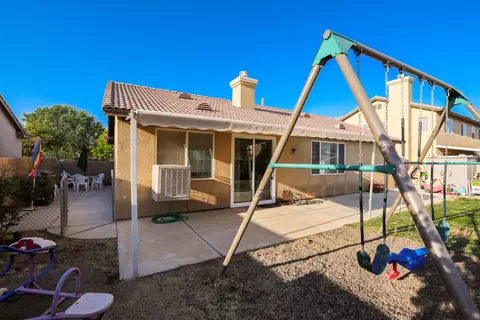 1304 Valiant St, Lancaster, CA 93534 photo 27