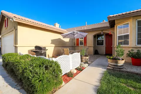 1304 Valiant St, Lancaster, CA 93534 photo 31