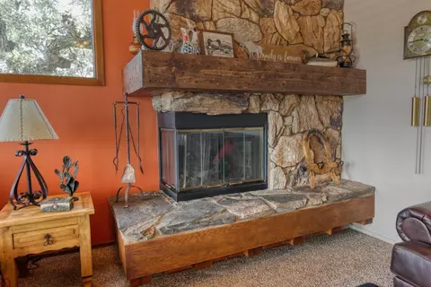 27080 Oakflat Dr, Tehachapi, CA 93561 photo 7