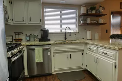 27080 Oakflat Dr, Tehachapi, CA 93561 photo 11