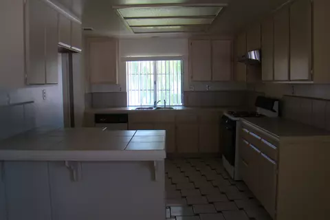 39928 E 179th St, Palmdale, CA 93591 photo 8