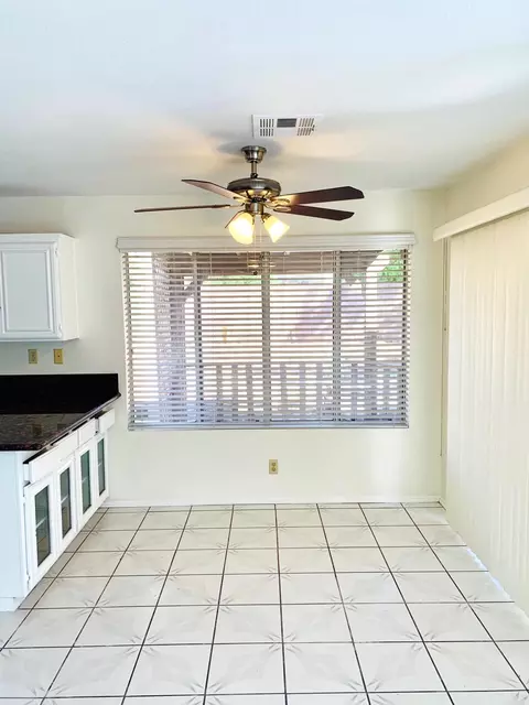 44042 Sunview Ct, Lancaster, CA 93535 photo 9