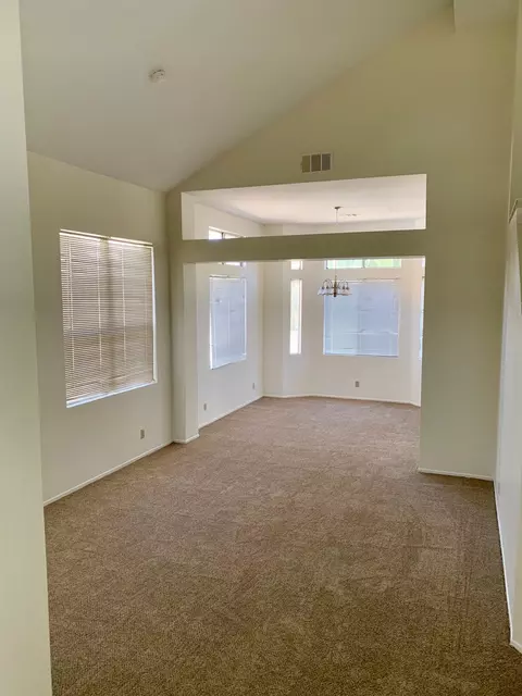 44042 Sunview Ct, Lancaster, CA 93535 photo 6