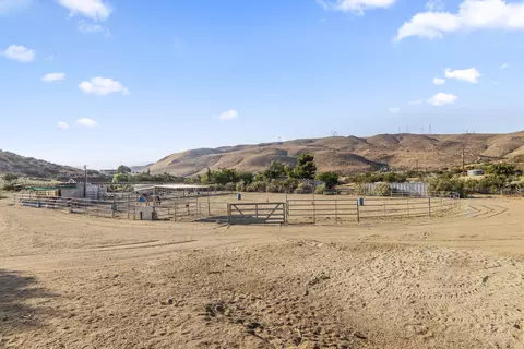 33315 Oracle Hill Rd, Palmdale, CA 93550 photo 38