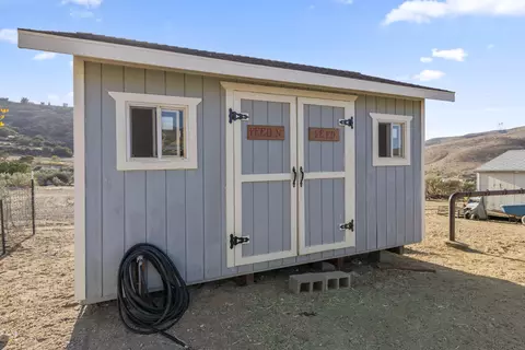 33315 Oracle Hill Rd, Palmdale, CA 93550 photo 29