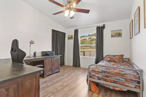 33315 Oracle Hill Rd, Palmdale, CA 93550 photo 18
