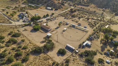 33315 Oracle Hill Rd, Palmdale, CA 93550 photo 23