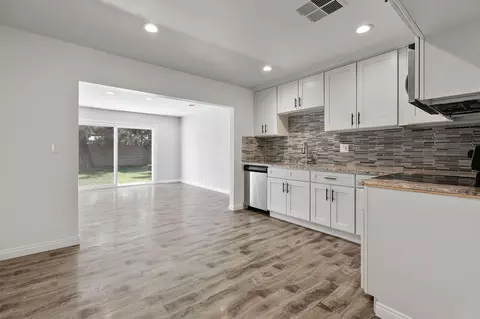 43030 W 36th St, Lancaster, CA 93536 photo 5