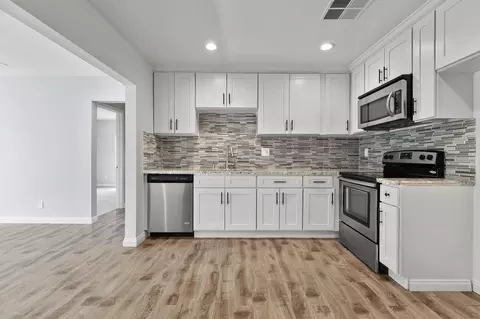 43030 W 36th St, Lancaster, CA 93536 photo 6