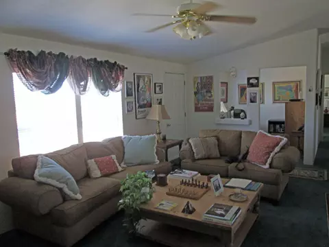 49455 3 Points Rd, Lancaster, CA 93536 photo 2
