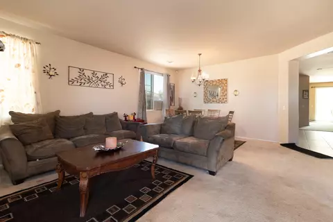 38114 37th St E, Palmdale, CA 93550 photo 2