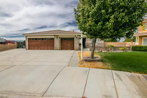 6159 Starview Dr, Lancaster, CA 93536 photo 3