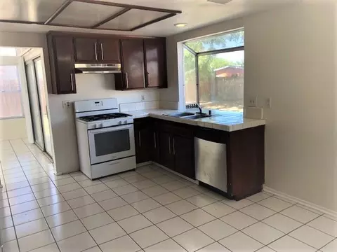 2127 Morningside Ave, Lancaster, CA 93535 photo 3