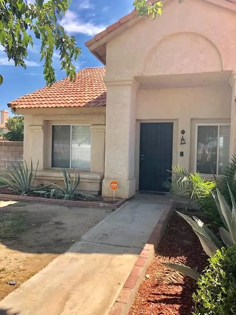 792 Ave K4 E, Lancaster, CA 93535 photo 1