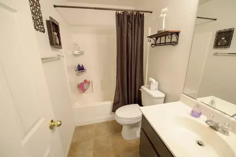 45221 Stadium Ct, Lancaster, CA 93535 photo 16
