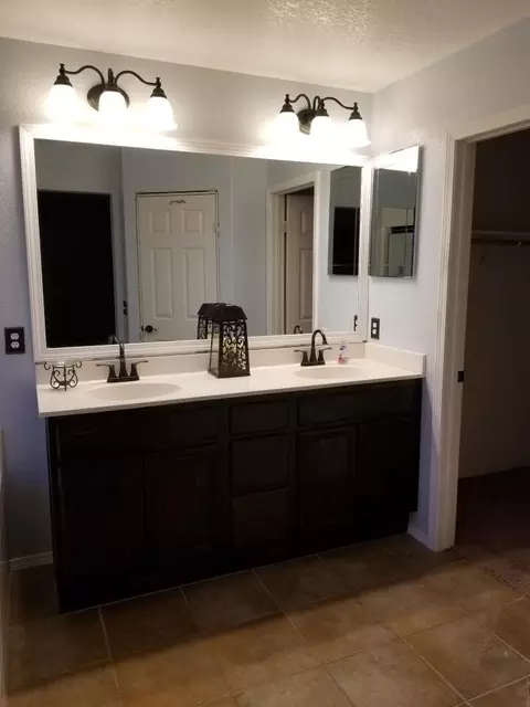 45221 Stadium Ct, Lancaster, CA 93535 photo 11