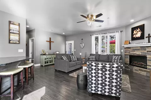 22484 Zurich Dr, Tehachapi, CA 93561 photo 7