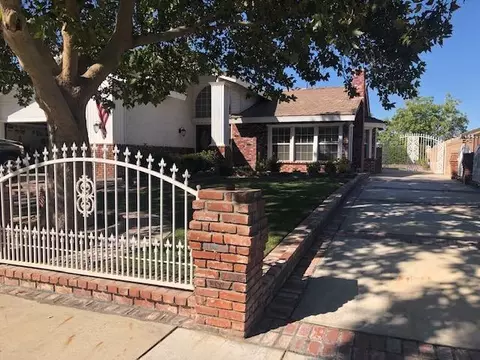 44317 Ruthron Ave, Lancaster, CA 93536 photo 4