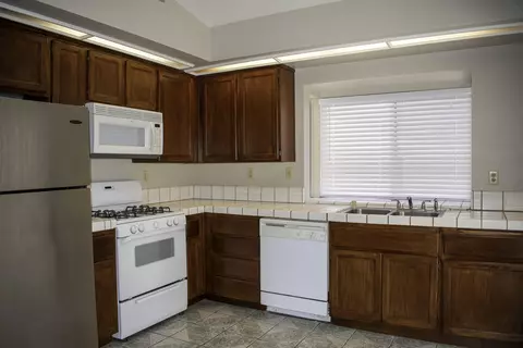 2246 Gregory Avenue Ave, Palmdale, CA 93550 photo 12