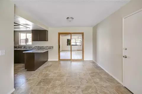 39542 E 174th St, Palmdale, CA 93591 photo 4