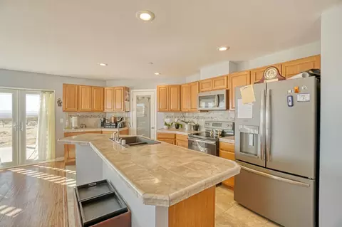 17002 E Avenue G, Lancaster, CA 93535 photo 13