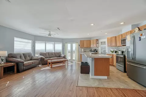 17002 E Avenue G, Lancaster, CA 93535 photo 22