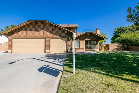 1135 Regents St, Lancaster, CA 93534 photo 1