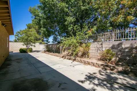 1135 Regents St, Lancaster, CA 93534 photo 24