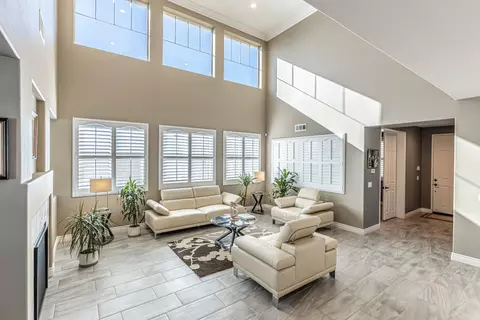 43948 Windrose Pl, Lancaster, CA 93536 photo 2