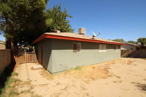 330 E Avenue J13, Lancaster, CA 93535 photo 15