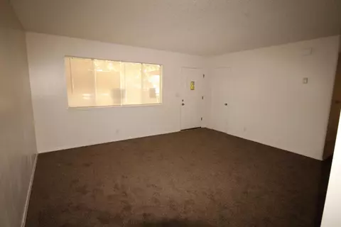 330 E Avenue J13, Lancaster, CA 93535 photo 2